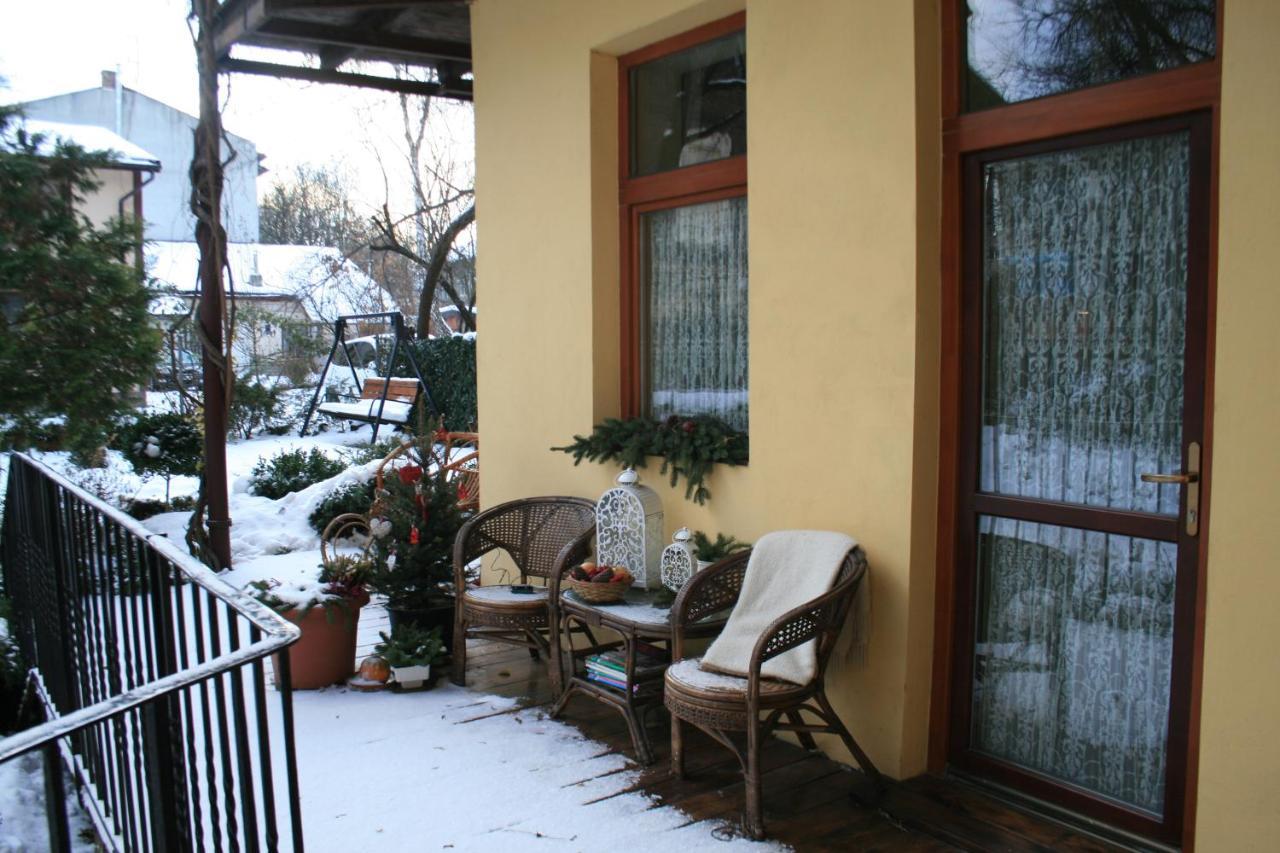 Studios At Anchevskih 3 Λβιβ Εξωτερικό φωτογραφία