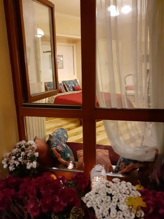 Studios At Anchevskih 3 Λβιβ Εξωτερικό φωτογραφία